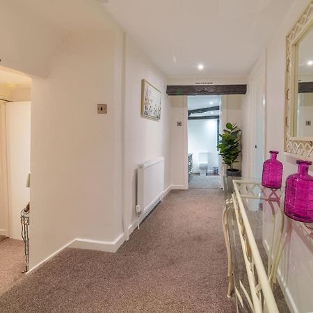Library View Apartment Kendal Dış mekan fotoğraf